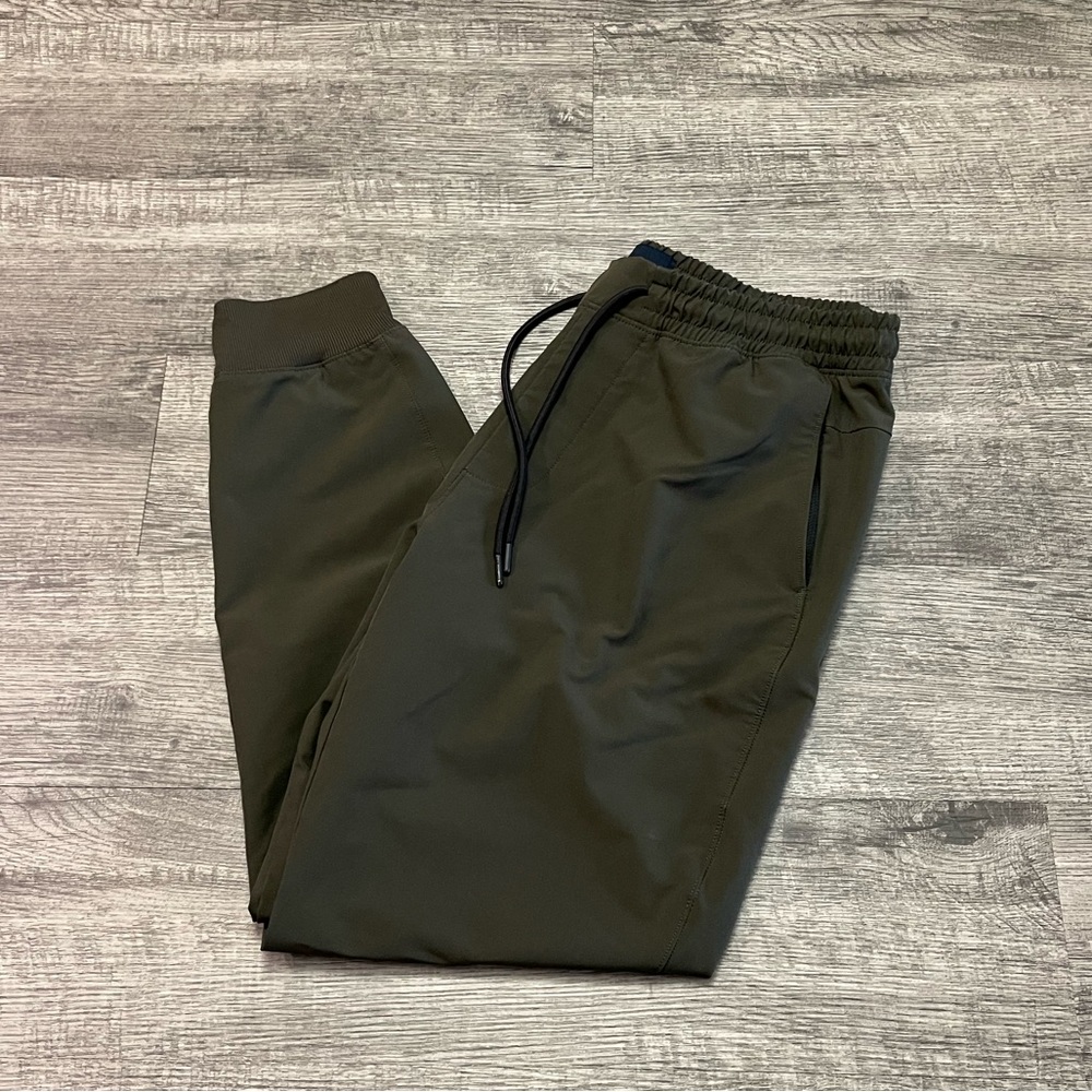 Abercrombie joggers